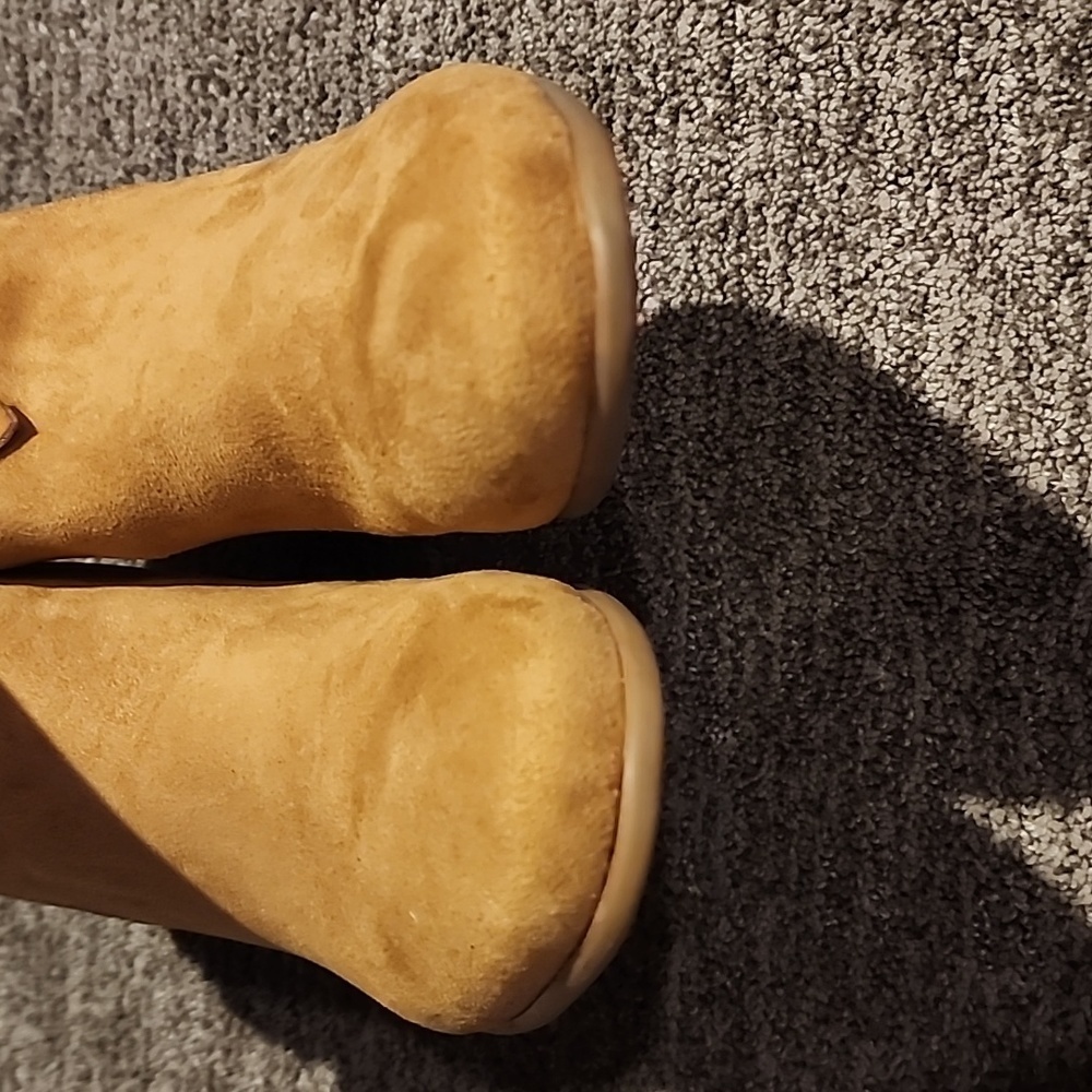 Qupid Zillion Style Booties Color Camel And Stret… - image 5